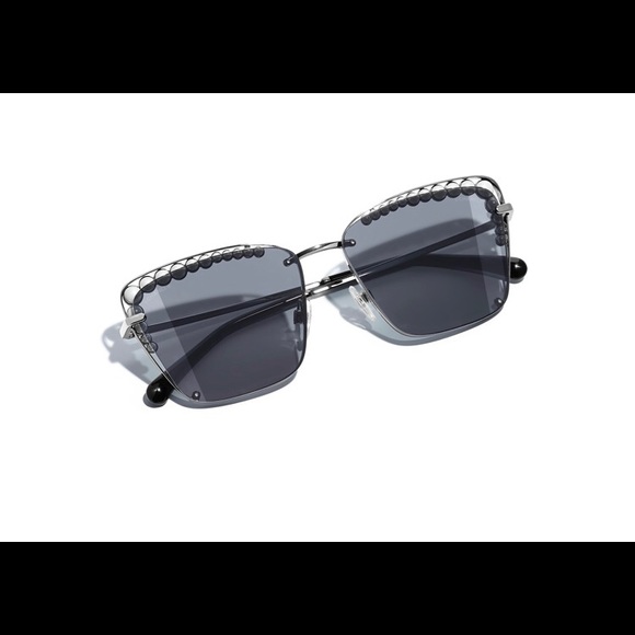 Chanel sunglasses - Picture 2 of 3